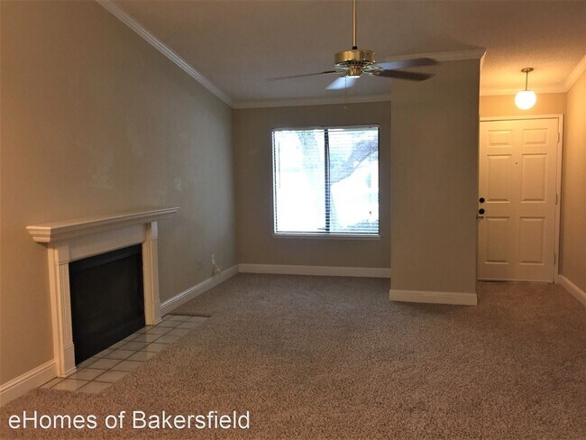 Foto del edificio - 2 br, 2 bath House - 4113 Planz Rd Unit D