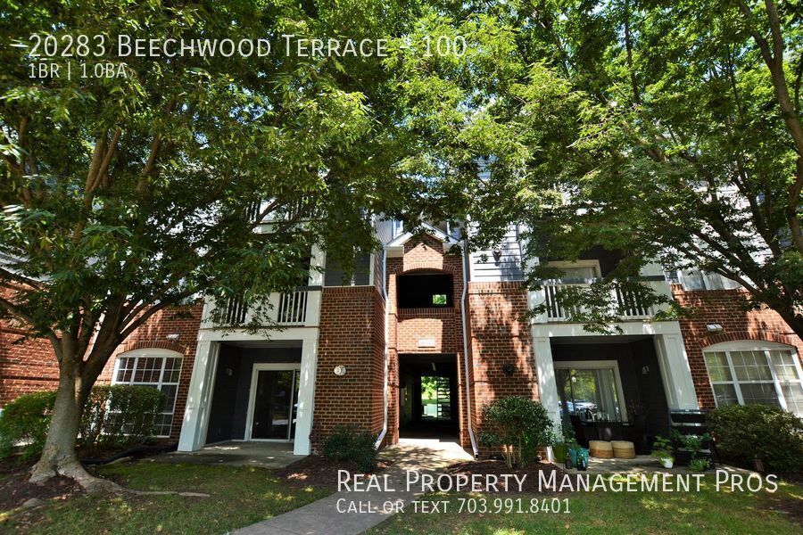 Primary Photo - 1 Bedroom 1 Bath Ground Floor Unit For Ren...