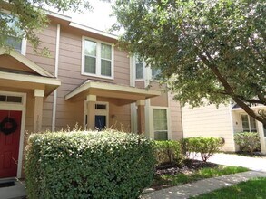 Building Photo - 16807 Mammoth Springs Dr