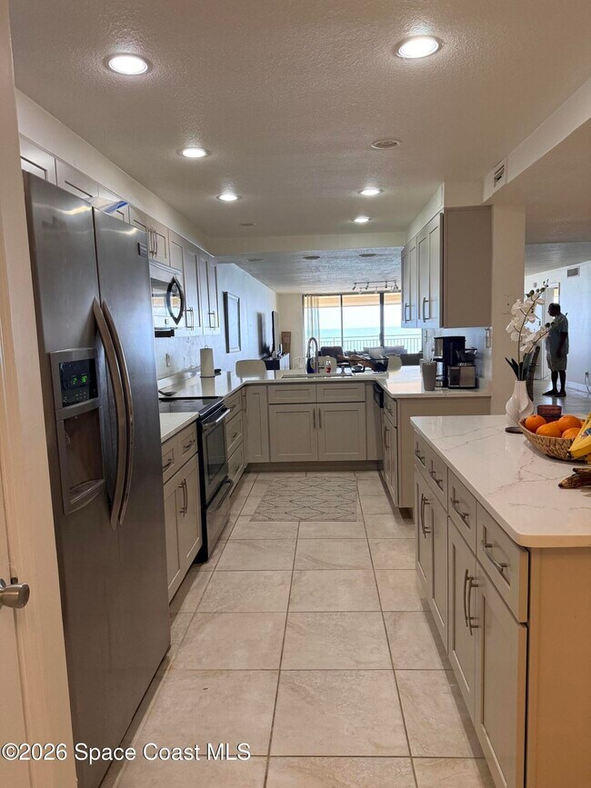 Building Photo - 3221 S Atlantic Ave