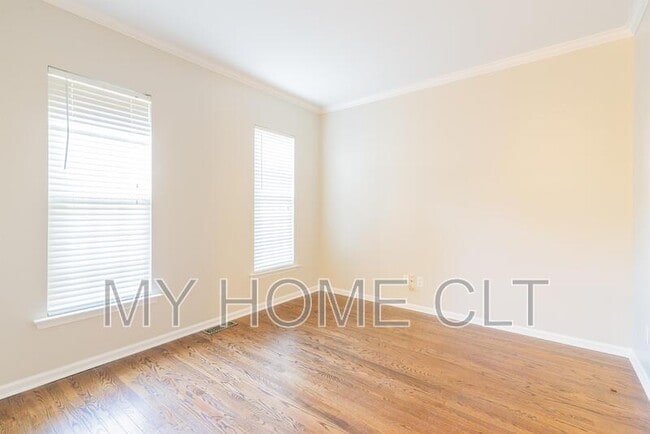 Foto del edificio - 12417 Ivey Creek Dr