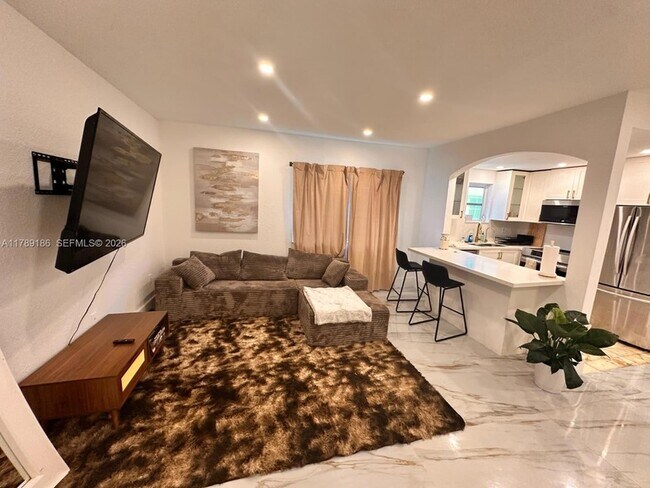 Foto del edificio - 760 Euclid Ave