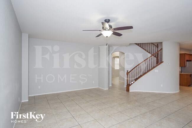 Foto del edificio - 168 Rolling Cove Ave