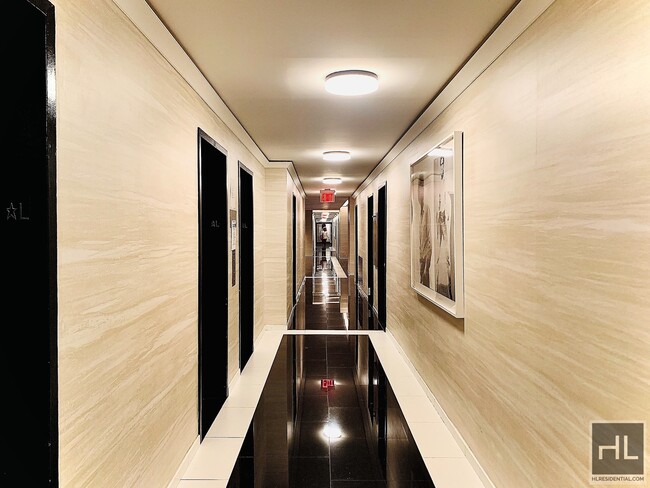 Building Photo - NETHERLAND AVENUE