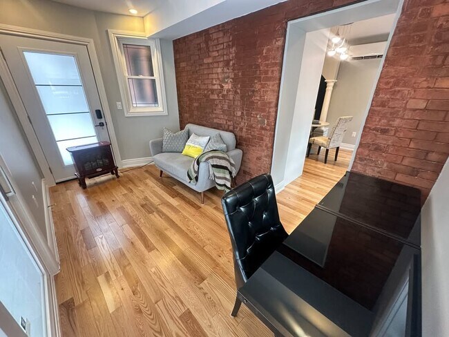 Photo du bâtiment - 157 James St