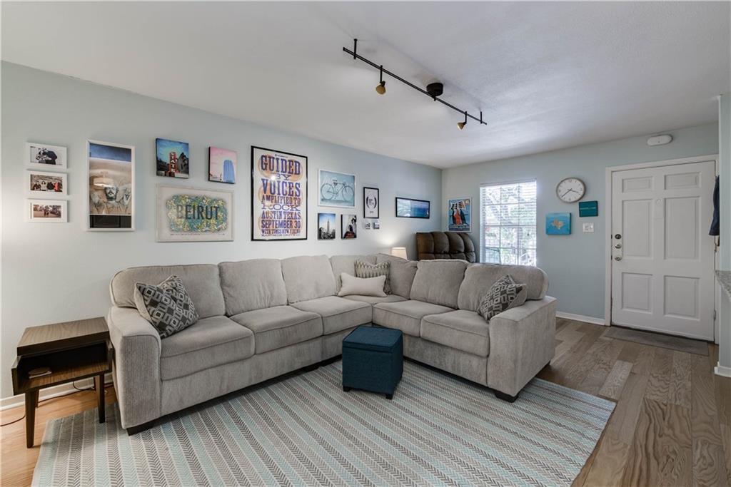 Primary Photo - 1240 Barton Hills Dr