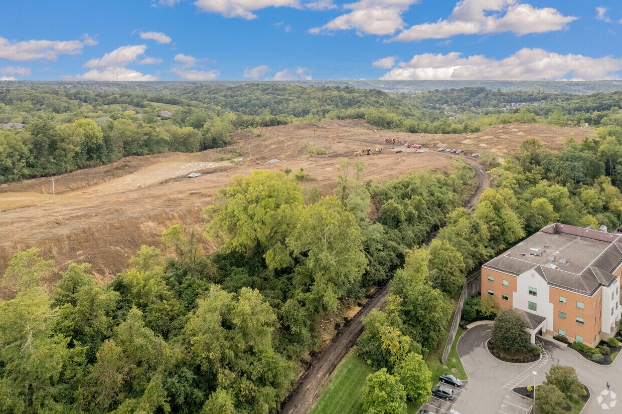 Memorial Pointe 1000 Beverly Hills Dr Southgate, KY