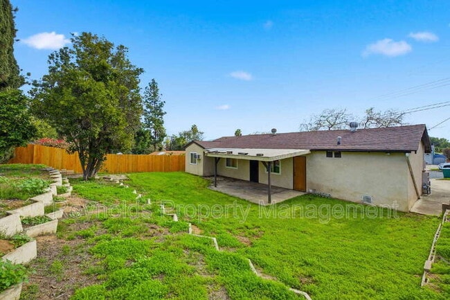 Building Photo - 9482 Pike Rd