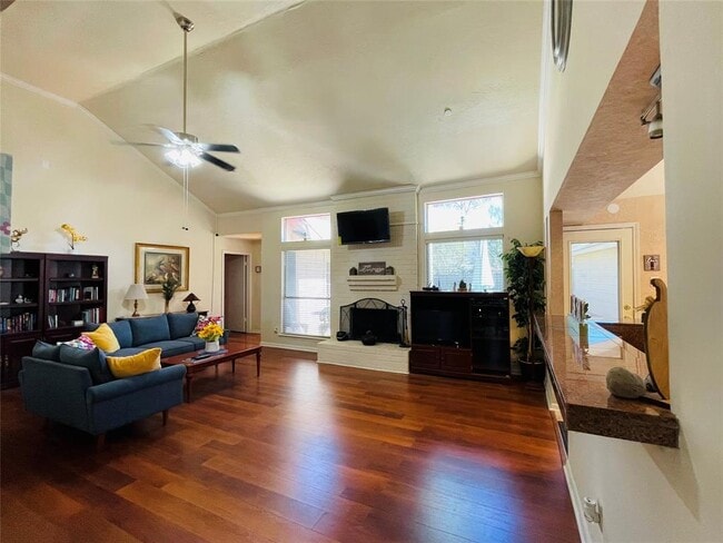Building Photo - 1020 Sugardale Ct