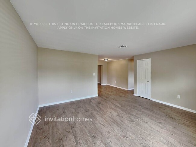 Building Photo - 5343 Colewood Pl