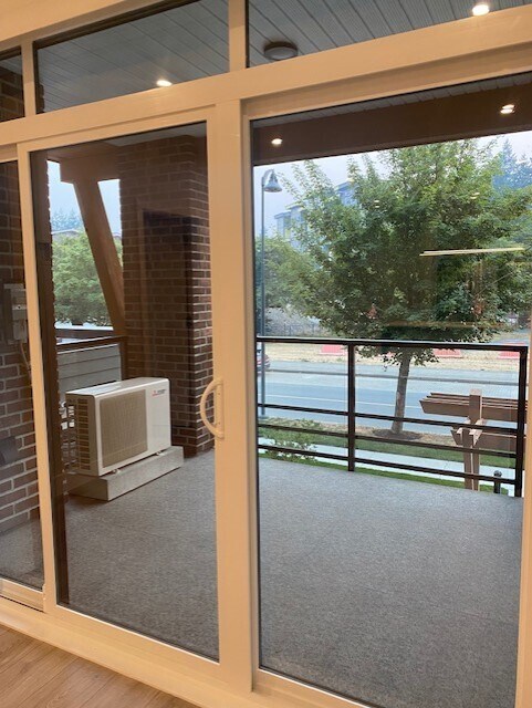 Photo du bâtiment - 45500-45500 Market Way