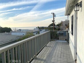 Building Photo - 2127 S Coast Hwy