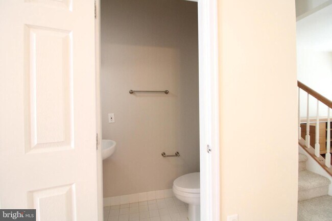 Foto del edificio - 7729 Heritage Woods Way