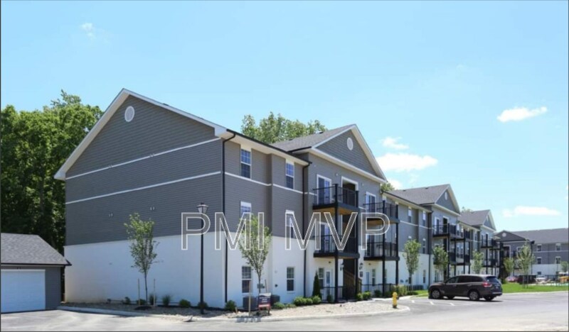 Foto principal - 874 Taylor Station Rd