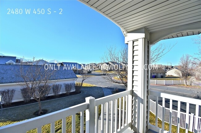 Building Photo - 2 Bed Springville Unit! No Deposit Option!