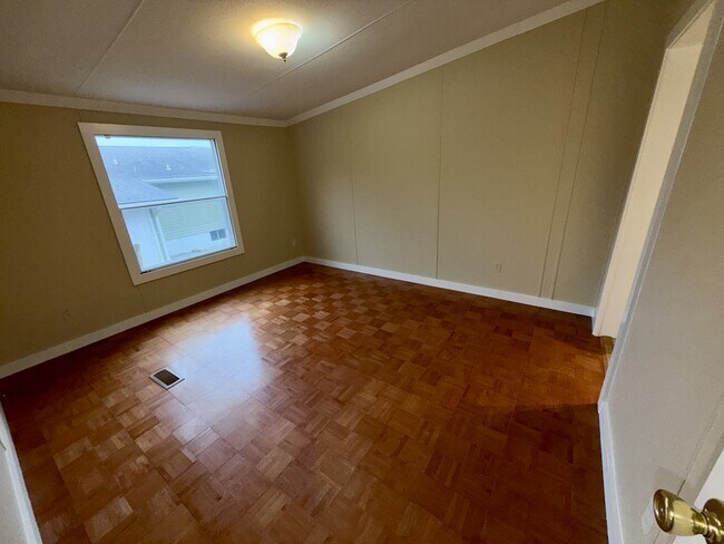 Foto del edificio - 54 Windy Hill Rd