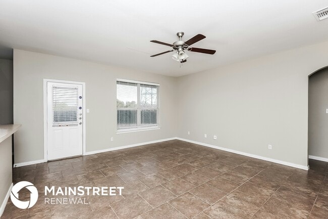 Building Photo - 213 Kennedy Dr
