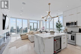 Building Photo - 51 E Liberty St