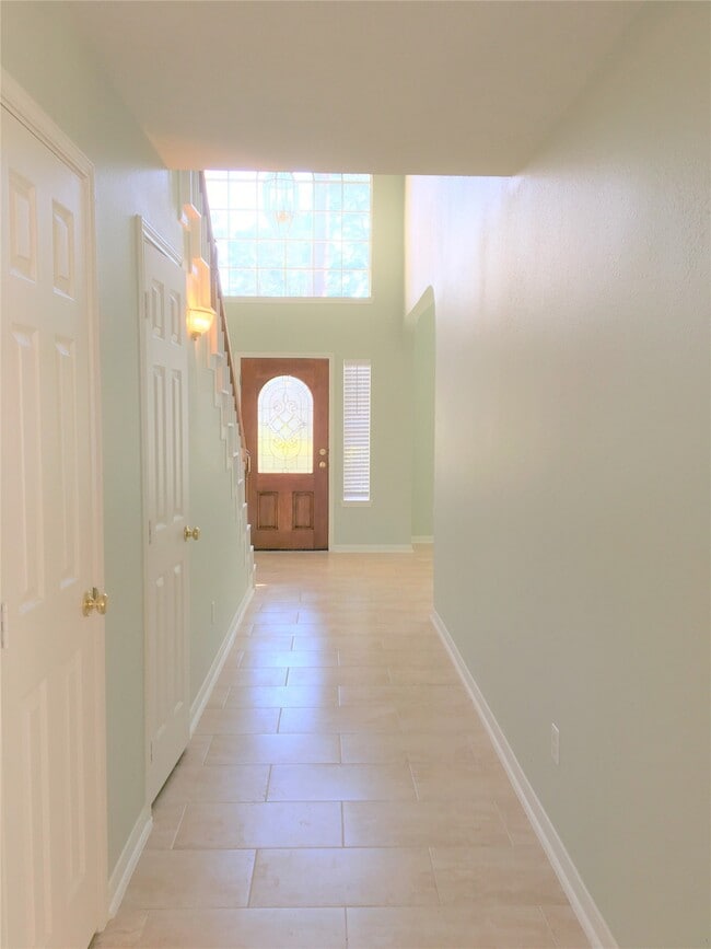 Building Photo - 7510 Danehill Dr