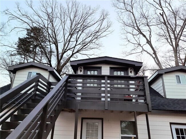 Foto del edificio - 1470 St Michael Ave