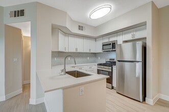 Building Photo - Horizon Ridge Apartments