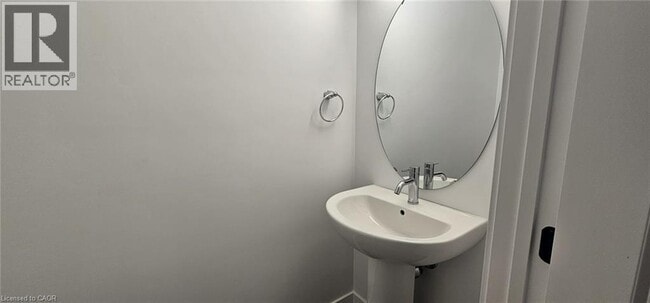 Building Photo - 31 Mill St