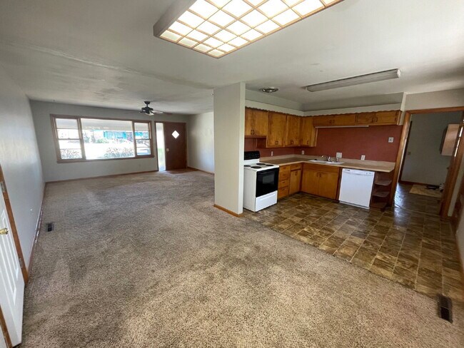 Foto del edificio - 957 N Redbarn Ln