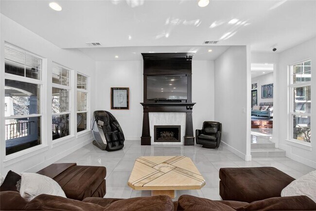 Foto del edificio - 3627 Stoneridge Rd