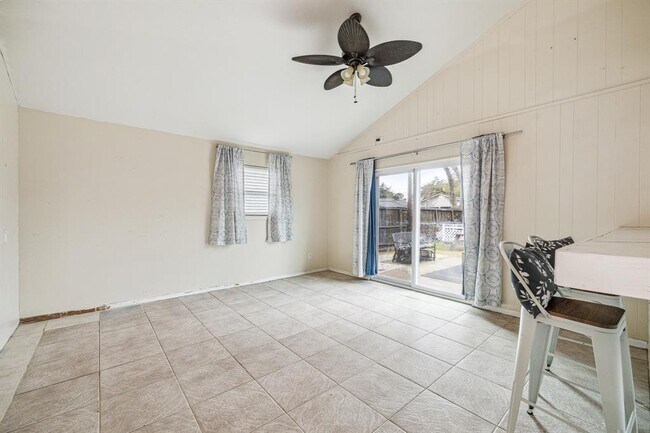 Building Photo - 12038 White Cap Ln