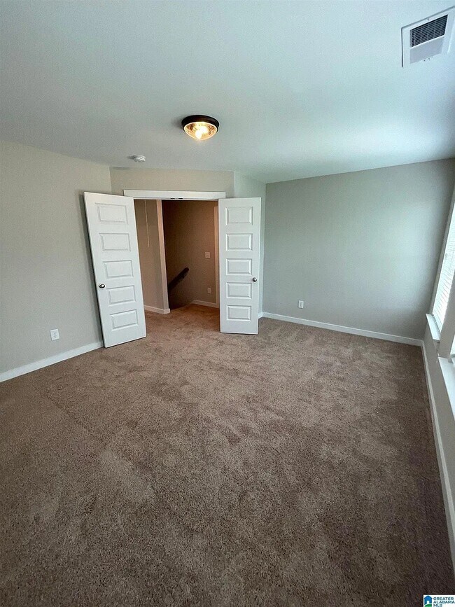 Building Photo - 90 Buckhorn Cir