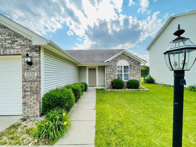 Foto del edificio - 3 Bedroom 2 Bath Waterfront Retreat in Franklin Township!!