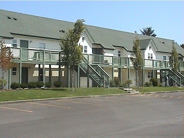 Primary Photo - Harvard Street Apartments