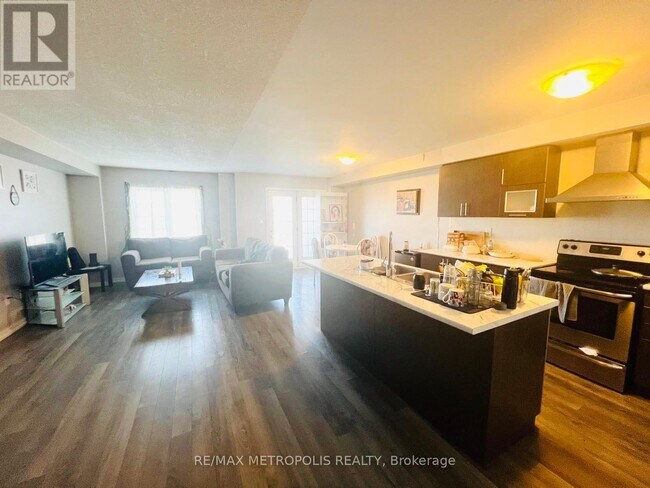 Building Photo - 116 Golden Springs Dr