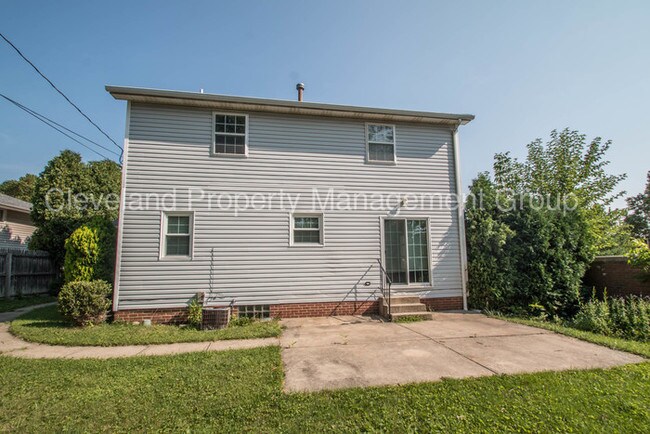 Building Photo - 6646 Monterey Dr