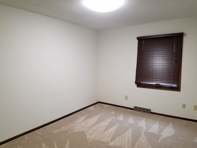 Foto del edificio - 2126 Oxford Ln