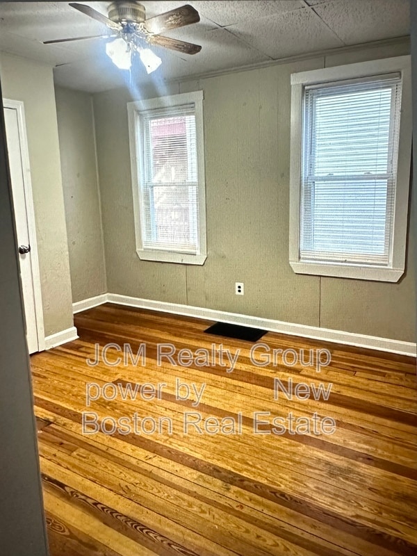 Foto del edificio - 234 Clark Ave