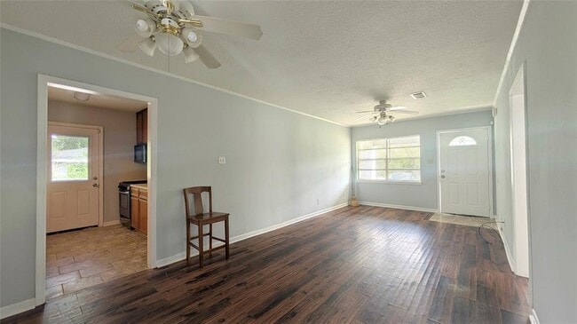 Building Photo - 3733 Hays Ave
