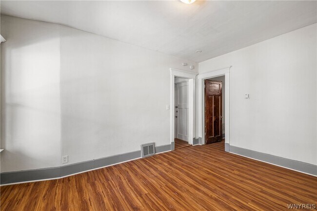 Foto del edificio - 109 Spaulding St