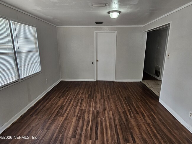 Foto del edificio - 9042 7th Ave