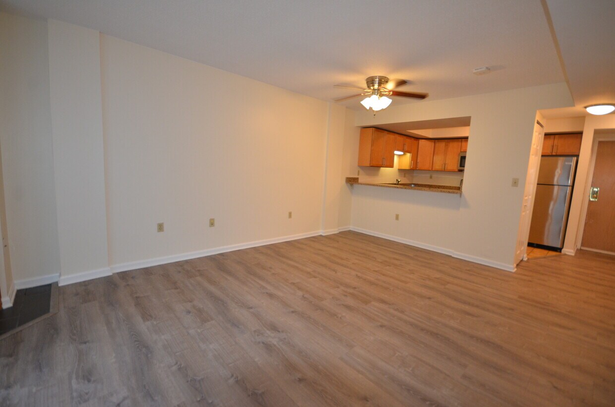 Foto principal - 445 Franklin St