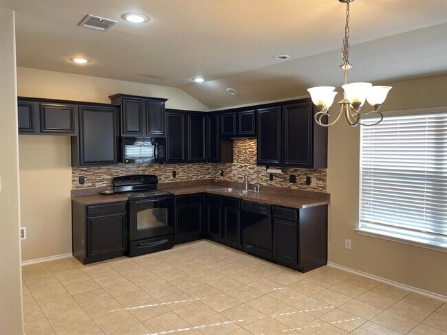 Foto del edificio - 3105 Emory Oak Way