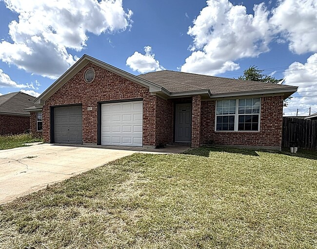 Building Photo - 6600 Temora Loop
