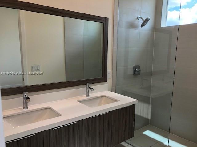 Foto del edificio - 10321 NW 66th St