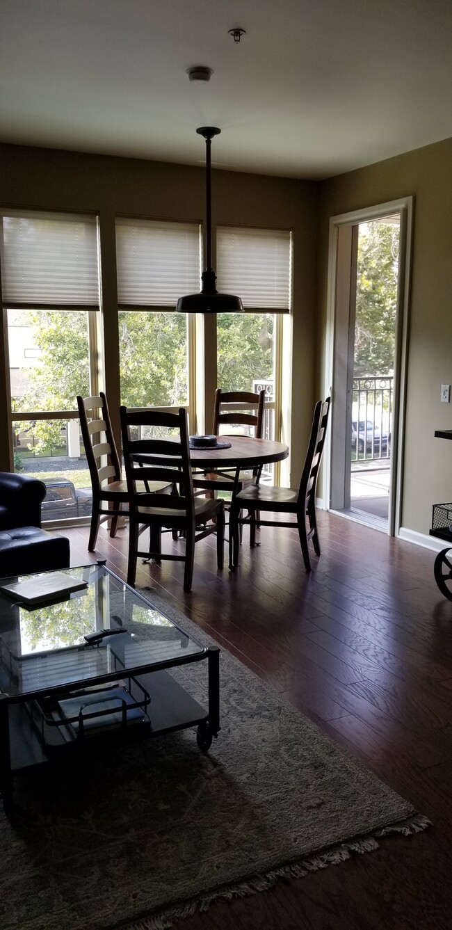 Dining Area - 323 W Jefferson St