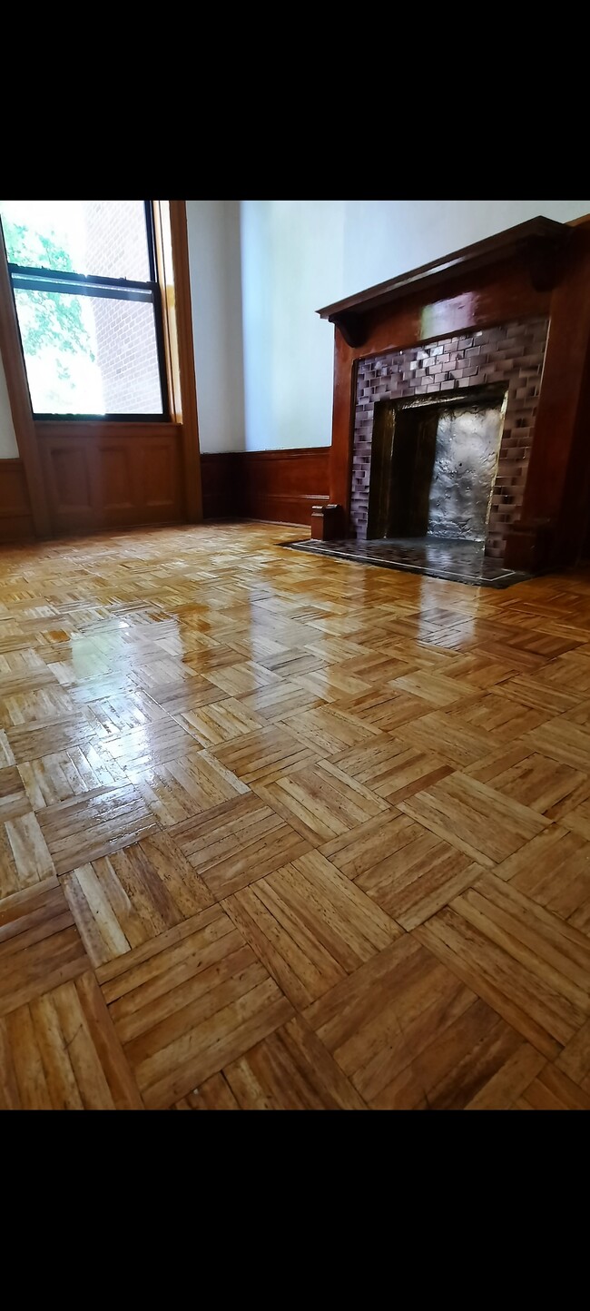 Building Photo - 627 W 142nd St