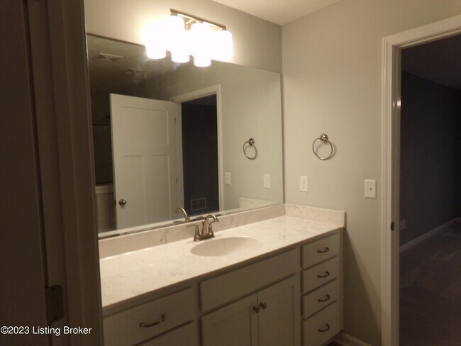 Foto del edificio - 7635 Eagle Landing Way