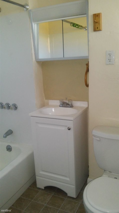 Primary Photo - 479 23rd St