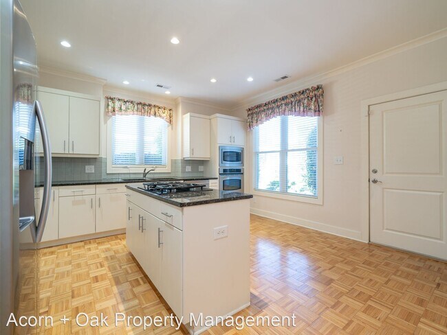 Building Photo - 3 br, 2.5 bath House - 41 Caswell