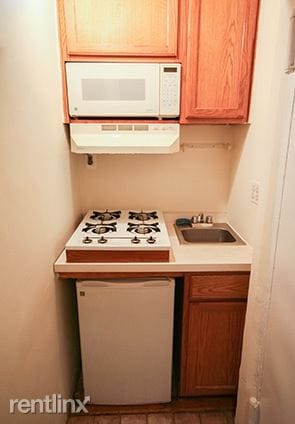 Building Photo - Studio, 1 bath Apartment - 135 E 37th St