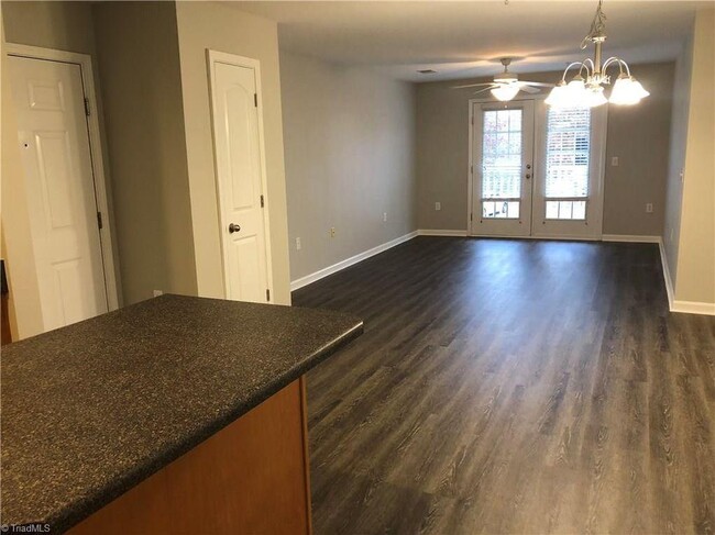 Building Photo - 4455 Brassfield Dr unit #209